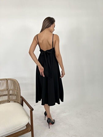 35 AVM 4186 ELBİSE-SİYAH