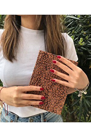 Atakids Lizy Leopar Desenli Süresiz Akademik Ajanda (70 yaprak 14*20)