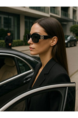 Gold Metal Siyah Çerçeve Cool Kadın Güneş Gözlüğü Detay UV 400 Korumalı CE Sertifikalı Güneş Gözlük