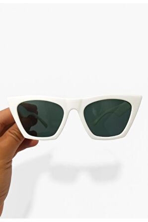 Sevimli Çocuk Güneş Gözlüğü Beyaz Çekik Çerçeve UV 400 Korumalı CE Belgeli Kids Çocuk Güneş Gözlüğü