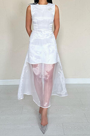 Aesco Beyaz Organze Detaylı Atlas Elbise