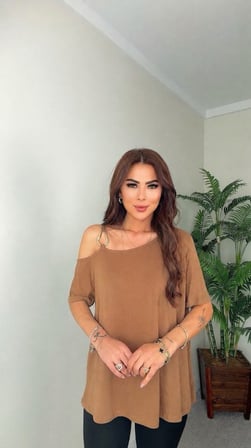 Aesco Tek Omuz Askılı Toka Detaylı Viskon Bluz Sütlü Kahve 2XL