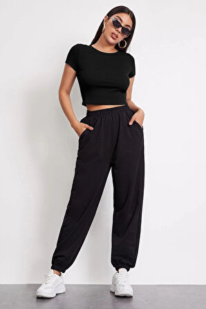 Kadın Siyah Yuvarlak Yaka Yarım Kol Crop Top Bluz