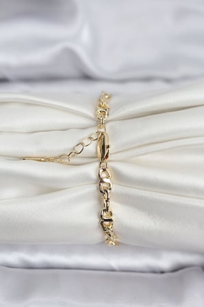 14K Gold Renk Kaplama Zincir Model CM Kadın Bileklik 5886