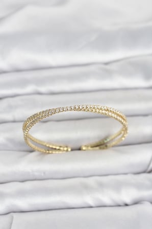 Pirinç Gold Renk Zirkon Taşlı Çapraz Model Kadın Bileklik 5886