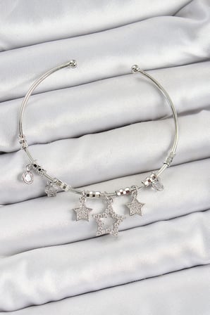 Pirinç Zirkon Taşlı Yıldız Model Gümüş Renk Charm Bileklik 5886