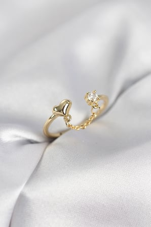 Zincir Sallantılı Kalp Model Gold Renk Kadın Yüzük 5886
