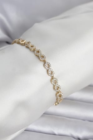 Xuping Zirkon Taşlı Sonsuzluk Model Kadın Bileklik 5886