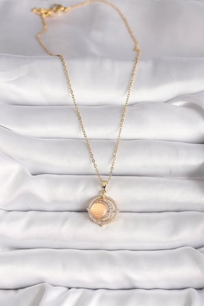 316L Çelik Gold Renk Zirkon Taşlı Turuncu Sedefli Hilal Model Kadın Kolye 5886