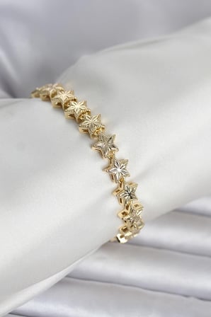 Pirinç Gold Renk Yıldız Model Kadın Bileklik 5886
