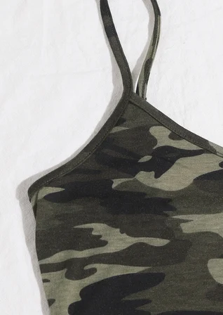 Northcity Kadın Kamuflaj Desenli Askılı Crop Top ve Şortlu Gecelik Takım - Konforlu ve Şık