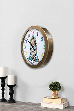 36 cm Eskitme Metal Genç Kız Duvar Saati