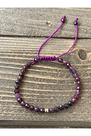 14 Ayar Altın Küp Detaylı Doğal Parlak Granat Taşlı Zarif El İşi Altın Bileklik