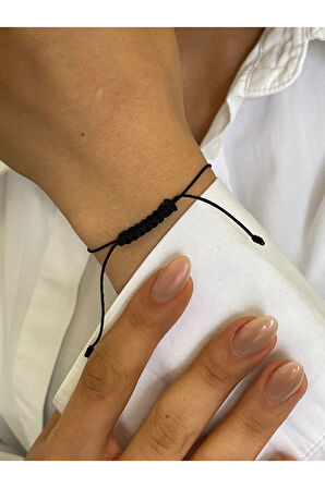 14 Ayar Altın Siyah Kristal Taşlı Dorikalı Altın Bileklik