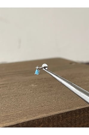 925 Ayar Gümüş Doğal Turkuaz Taşlı Helix Tragus Kıkırdak Piercingi Gümüş Piercing