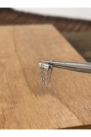 925 Ayar Gümüş Kubik Zincir Sallantılı Helix Tragus Kıkırdak Piercing Gümüş Piercing