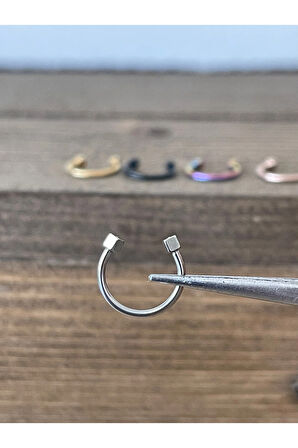 316 L Cerrahi Çelik Anti Alerjik Küp Modeli Halka Piercing 10mm x 1,2mm