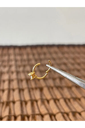 316 L Cerrahi Çelik Kalp Kesim Taşlı Kilitli Halka Piercing 8mm x 1,2 mm