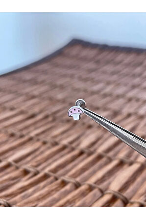 316 L Cerrahi Çelik Mineli Mantar Dudak Kıkırdak Helix Tragus Piercingi 8mm x 1,2mm