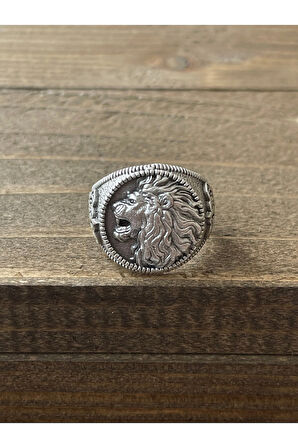 Ayarlanabilir Ölçü 925 Ayar Gümüş Kaplama Aslan İşlemeli Tasarım Yüzük