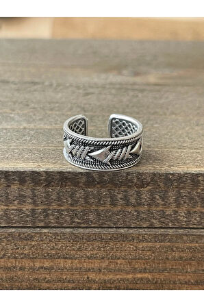 Ayarlanabilir Ölçü 925 Ayar Gümüş Kaplama Klasik Desen İşçilikli Tasarım Yüzük