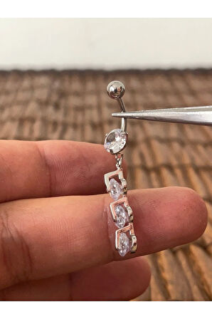 316 L Cerrahi Çelik Parlak Sıra Taşlı Özel Tasarım Göbek Piercingi