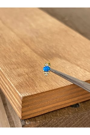 925 Ayar Gümüş Opal ve Zirkon Taşlı Dudak Helix Tragus Kıkırdak Piercingi Gümüş Piercing