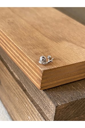 925 Ayar Gümüş Minik Salyangoz Kıkırdak Helix Tragus Piercingi Gümüş Piercing