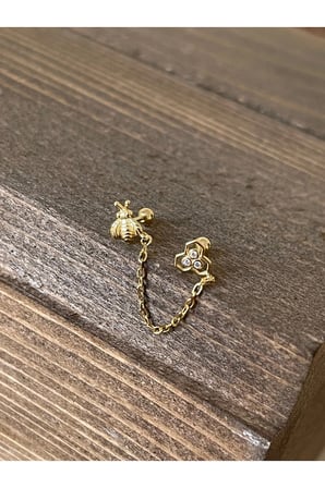 925 Ayar Gümüş Arılı Tasarım Zincirli Piercing Gümüş Küpe
