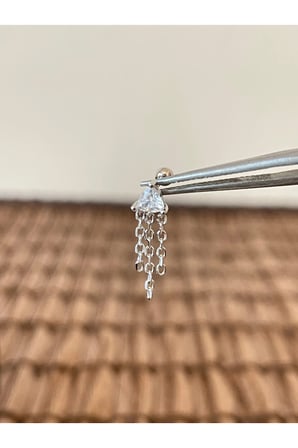 925 Ayar Gümüş Sallantılı Kıkırdak Helix Tragus Piercingi Gümüş Piercing