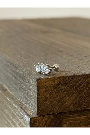925 Ayar Gümüş Baget Taşlı Kıkırdak Helix Tragus Piercingi Gümüş Piercing