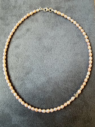 Gümüş Kilitli 3,5mm Gold İnci Doğal Taş Kolye , Gümüş Tosbikli Dorikalı İnci Kolye