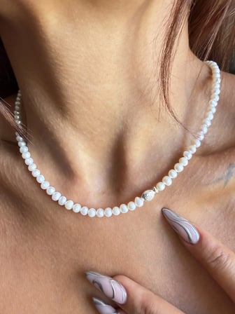 Gümüş Kilitli 3mm Doğal Tane İnci Kolye Gümüş Balon Balıklı İnci Kolye