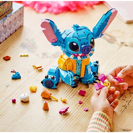 Stitch Karakterini İçeren Set