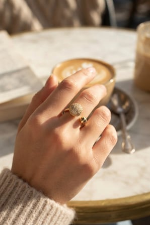 Gold Renk Zirkon Taşlı Topçuk Model Kadın Yüzük