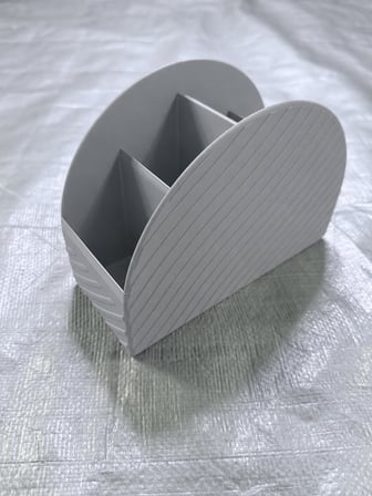 3D Baskı Uzaktan Kumanda Organizeri - Çok Bölmeli TV Kumandası Masaüstü Düzenleyici-Gri