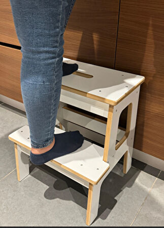 Beyaz Basamaklı Mutfak Tabure Merdiven