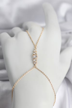 Pirinç Gold Renk Zirkon Taşlı Kadın Şahmeran