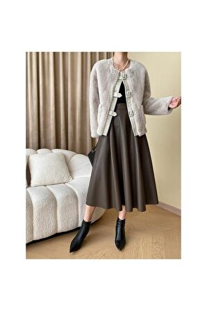 Zarif ve Modern: A Kesim Deri Etek