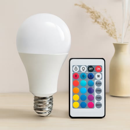 AKLLIBYİ98 Kumandalı RGB LED Ampul 15W (90W Eşdeğer) E27 1100LM 15000 Saat HMNG98