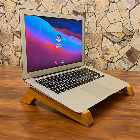 El Yapımı Ahşap Laptop Standı