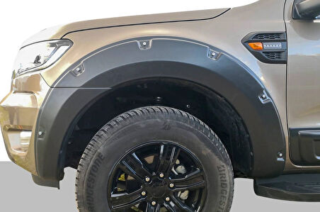 Ford Ranger Çamurluk Dodikleri Vidalı 6 Parça 2015-2022 Arası