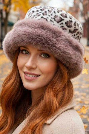 Tezzgelsin Kadın Leopar Desenli Peluş Kürklü Kalpak Şapka