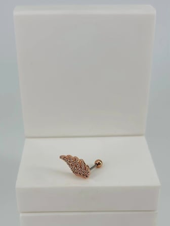 Rose Zirkon Taşlı Uç Kısmı : Pirinç Kıkırdak Bar Uzunluğu : 6 Mm / Bar Kalınlığı 0.8 Mm / Top Boyu 3 Mm / Çap 10 Mm - Pt0055-2
