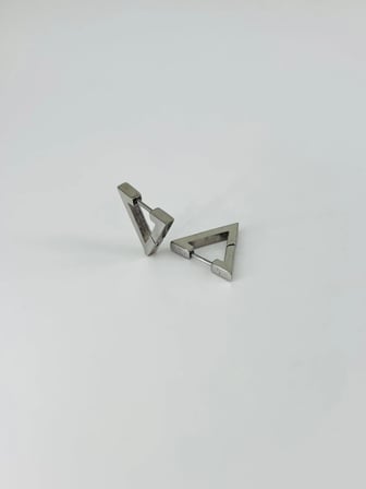 Rodyum   Çelik Erkek Küpe Çap (9 Mm) Kalınlık (3 Mm) - Ekp0019