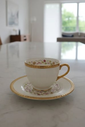 Florena Altın Yaldızlı Kabartmalı Porselen Türk Kahvesi Fincan Takımı 6’lı 90 cc-Pembe/Yeşil