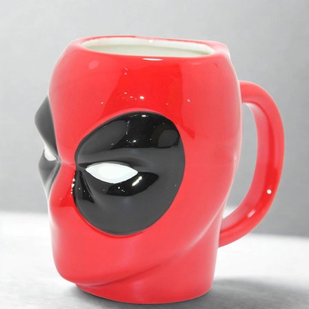 Deadpool 3D Kabartmalı Karakter Tasarımlı Seramik Kupa Bardak