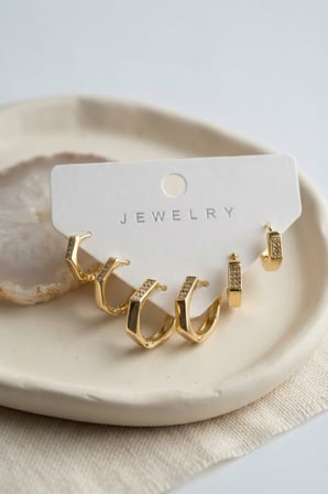 Petek Model Gold Renk Zirkon Taşlı Pirinç Kadın Küpe Seti 5886