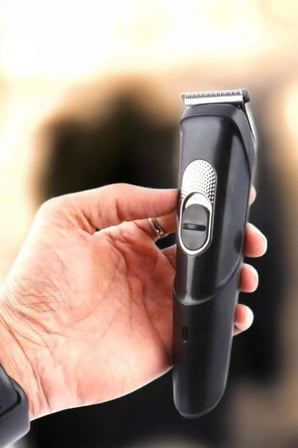 Saç Sakal Tüy Kısaltma Makinesi Lazer Epilasyon Öncesi Ense Kesme Makine