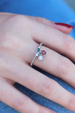 Gümüş Renk Kiraz Model Zirkon Taşlı Kadın Yüzük 5886